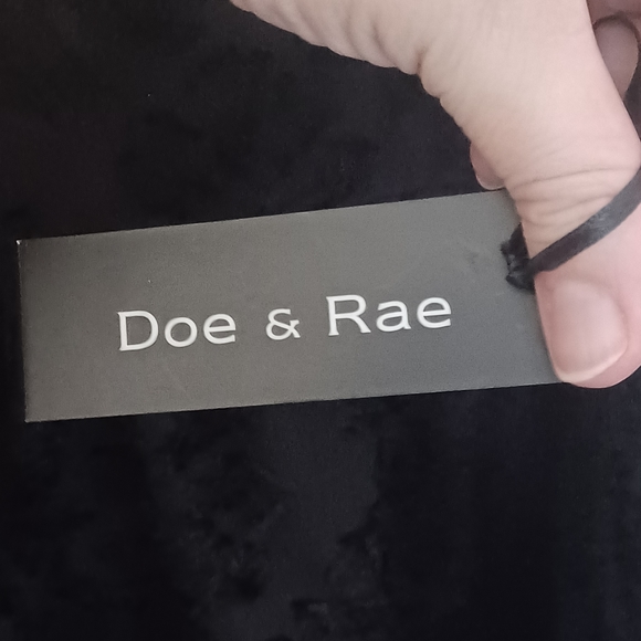 NWT Doe & Rae Sleeveless Blouse sz S - Picture 2 of 11